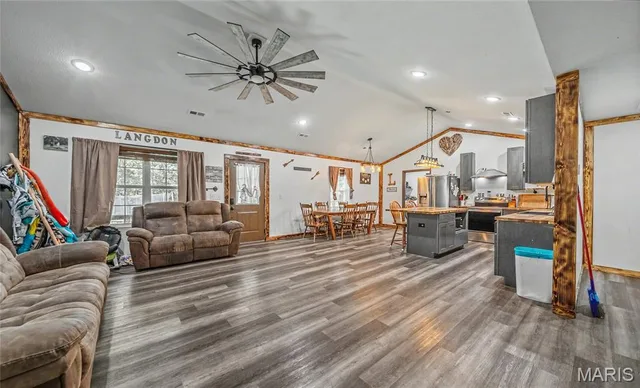 Kitchen — 29032 Sequoia Road Laquey Missouri real estate