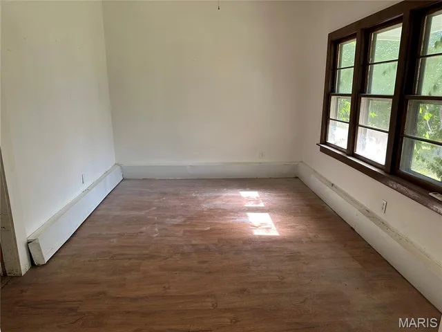 Living room — 101 Orchard Street Marble Hill Missouri real estate