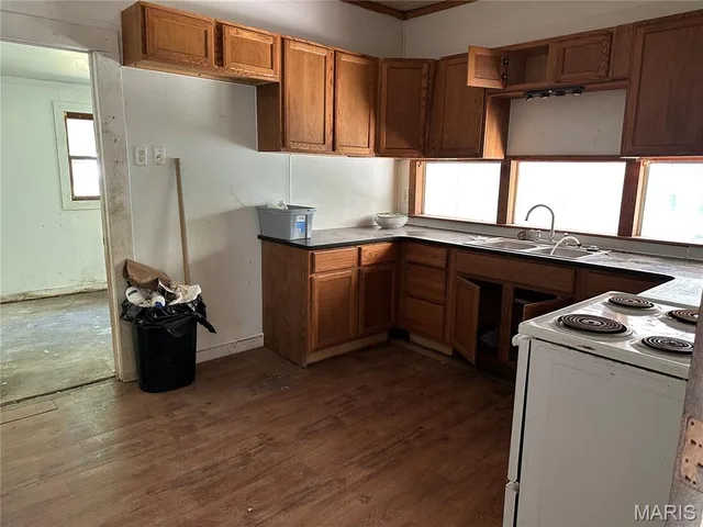 Kitchen — 101 Orchard Street Marble Hill Missouri real estate