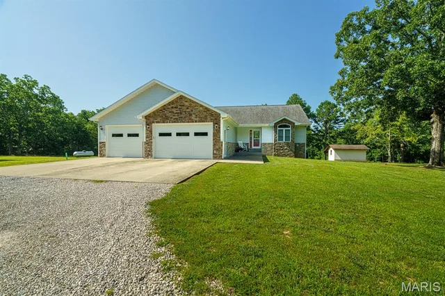Front exterior — 23227 Hwy T Waynesville Missouri real estate