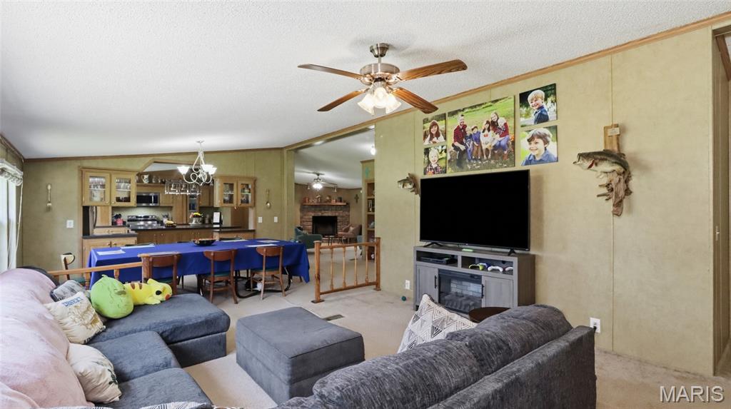 Primary bedroom — 12936 Highway 17 Plato Missouri real estate