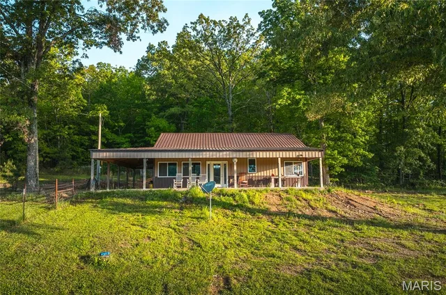 Living room — 420 TBD Dogwood Ln Doniphan Missouri real estate