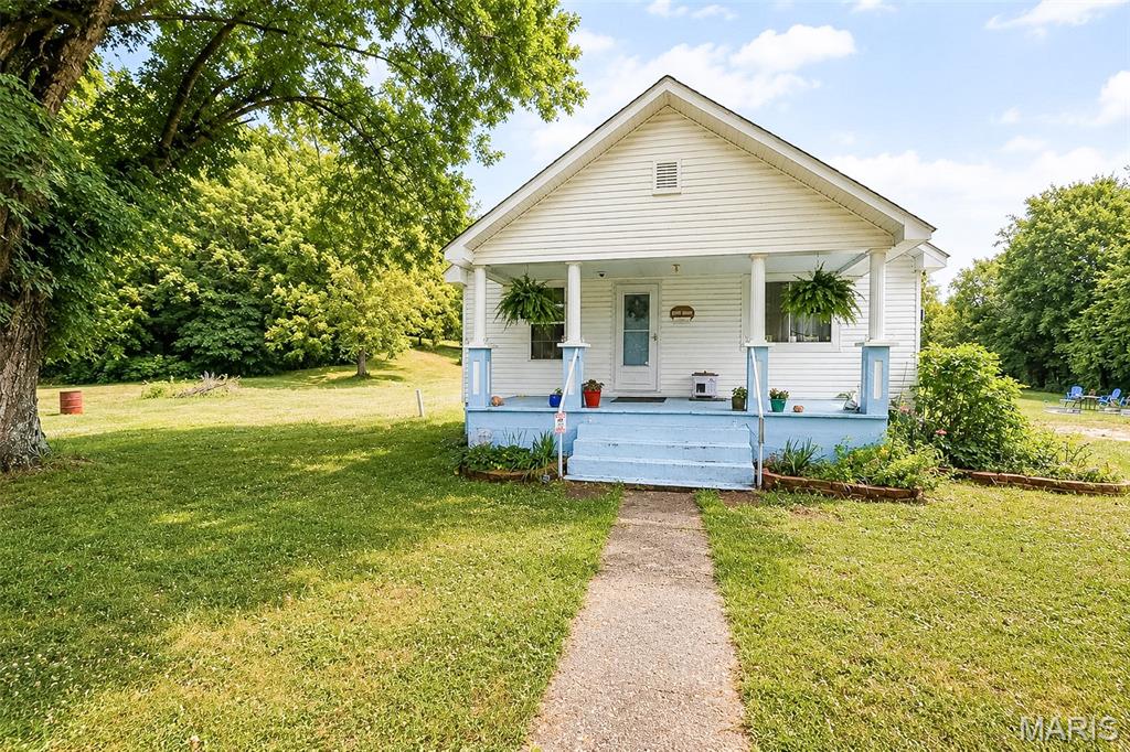 20972 State Highway C Belgrade Missouri 2 bedroom 2 bathroom home for sale listed at $165,000