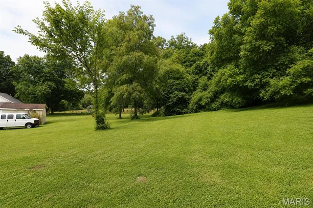 Primary bedroom — 20972 State Highway C Belgrade Missouri real estate