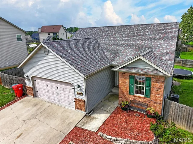 Front exterior — 22840 Revelation Road Waynesville Missouri real estate