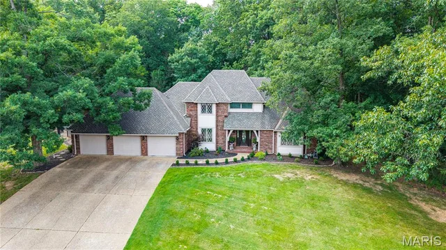 Front exterior — 3926 Annwood Drive Cape Girardeau Missouri real estate
