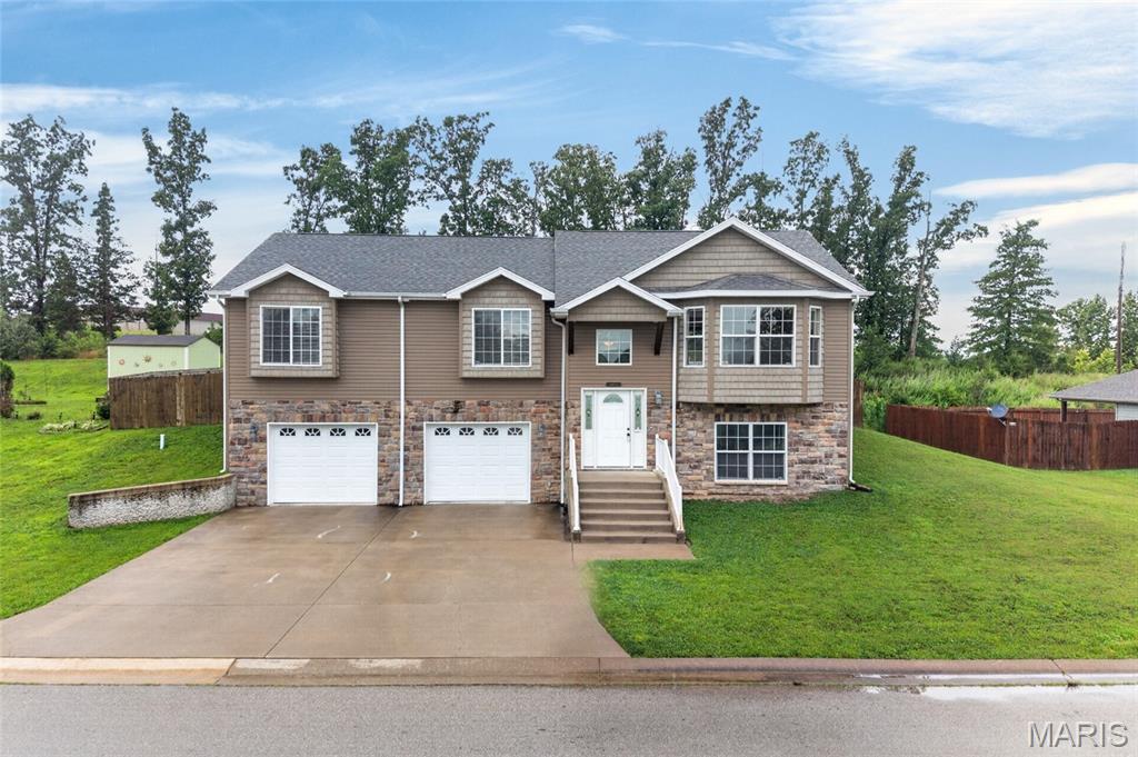 Front exterior — 16654 Holy Cross St Robert Missouri real estate