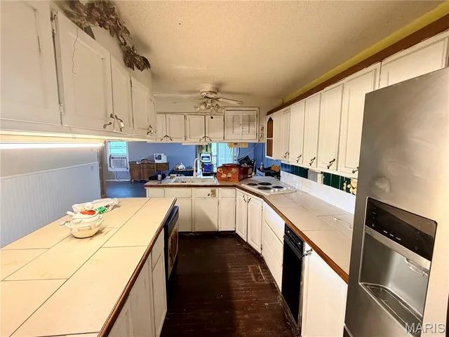 Kitchen — 3061 Ripley Route K Doniphan Missouri real estate