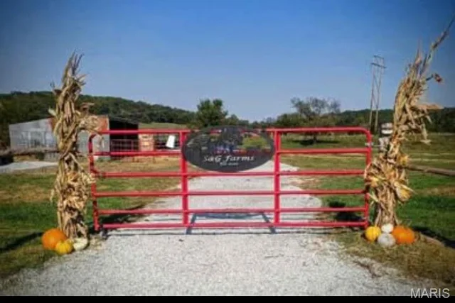 2073 Old Fredericktown Road, Farmington MO