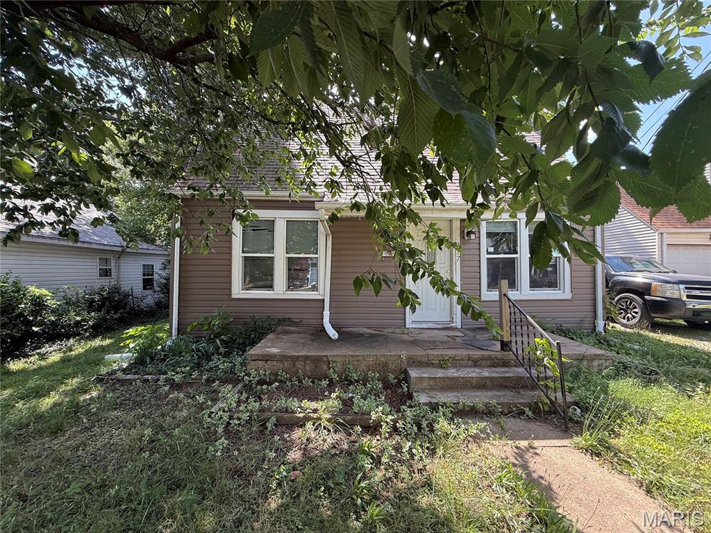 Front exterior — 817 N Adams Avenue Lebanon Missouri real estate