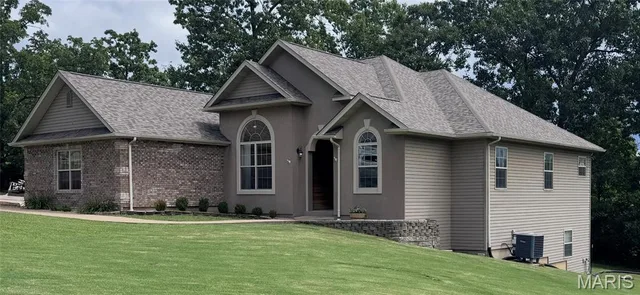 Front exterior — 19767 Loyd Lane Waynesville Missouri real estate