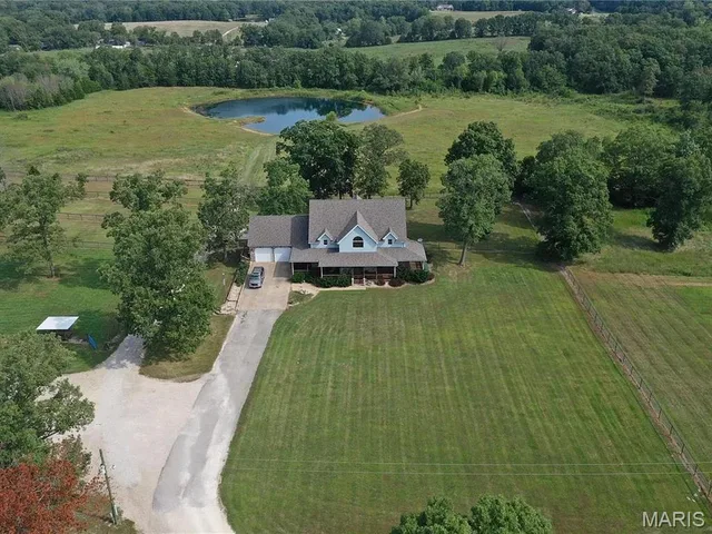 Front exterior — 292 Highway F Cuba Missouri real estate