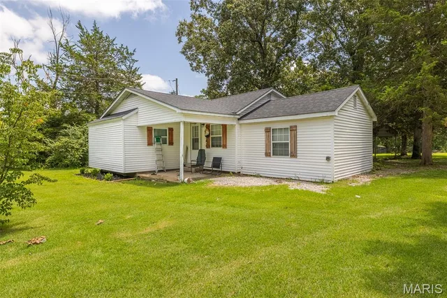 320 Ripley Route K, Doniphan MO