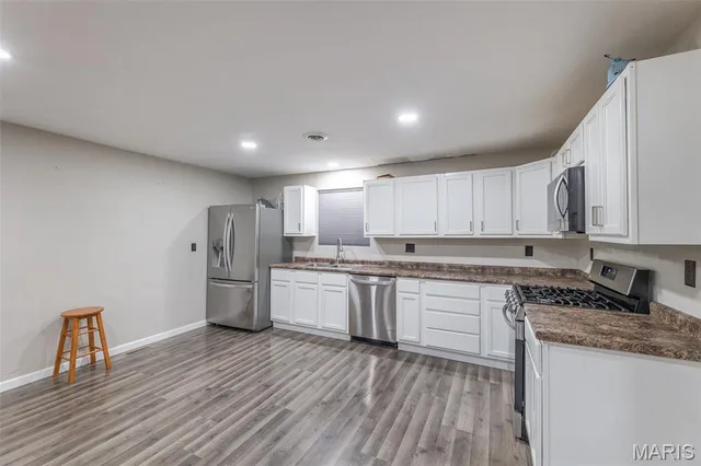 Kitchen — 320 Ripley Route K Doniphan Missouri real estate