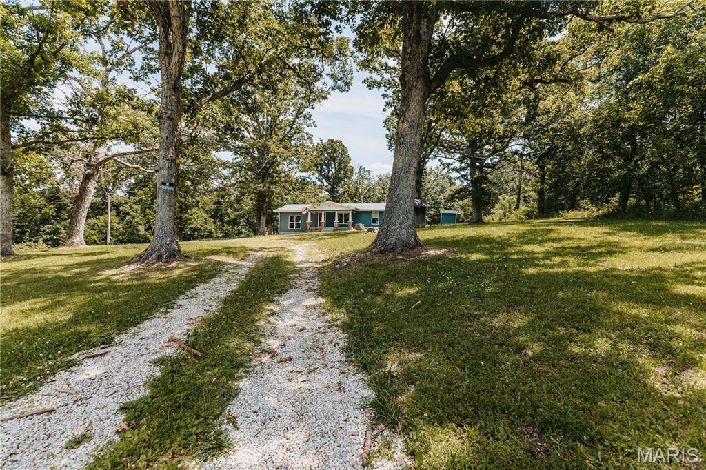 13730 Highway 28 Dixon Missouri 3 bedroom 1 bathroom home for sale listed at $198,000