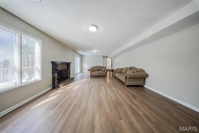 Primary bedroom — 11479 Cedar Grove Lane Rolla Missouri real estate