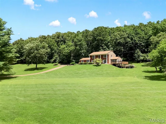 3672 Hawks Rest Road, Wildwood MO