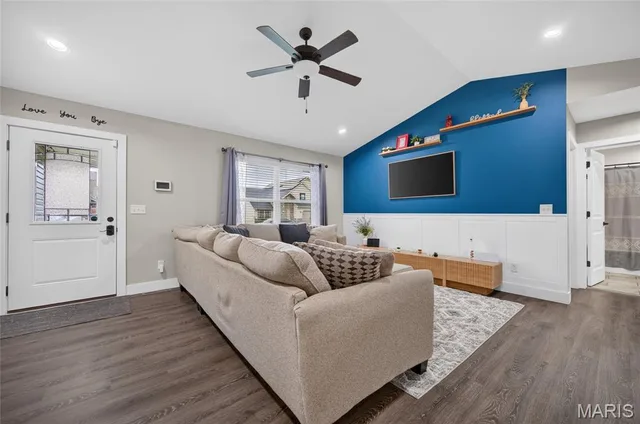 Living room — 131 Mary Catherine Street Waynesville Missouri real estate