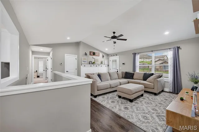 Kitchen — 131 Mary Catherine Street Waynesville Missouri real estate