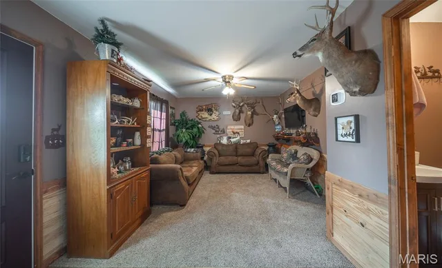 Primary bedroom — 22760 Private Drive 9002 Jerome Missouri real estate