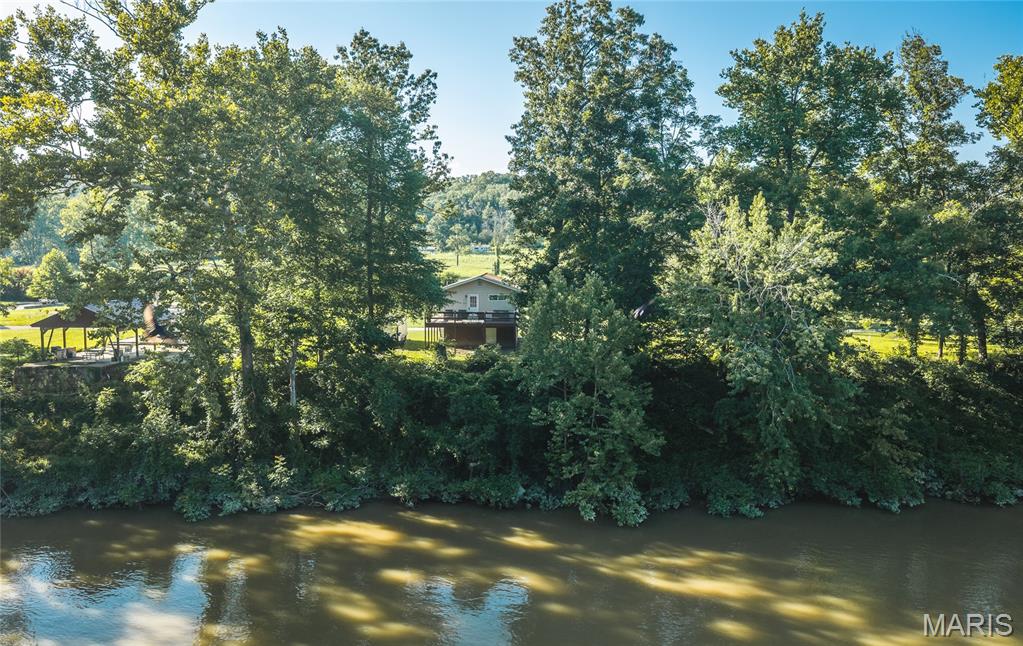 22760 Private Drive 9002 Jerome Missouri 2 bedroom 1 bathroom home for sale listed at $350,000