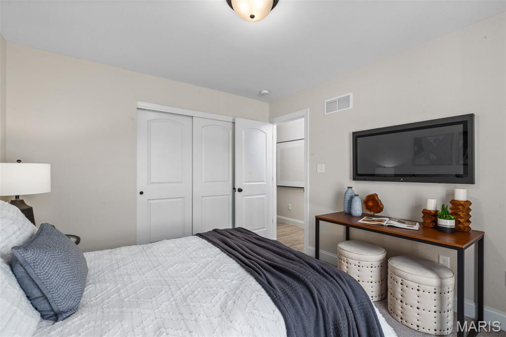 Primary bedroom — 2 Hickory at Highlands Rolla Missouri real estate