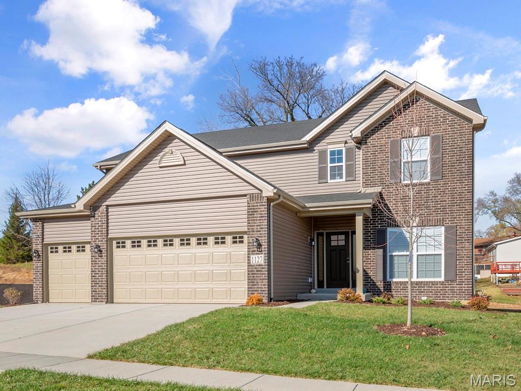 Living room — 2 Nottingham at Highlands Rolla Missouri real estate