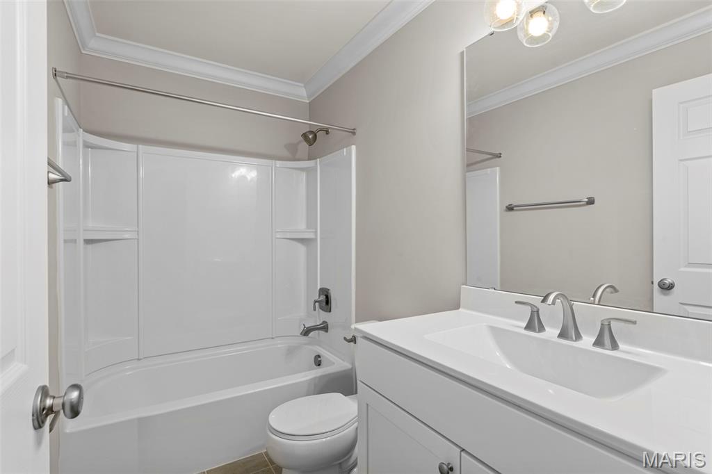 Kitchen — 2 Maple at Highlands Rolla Missouri real estate