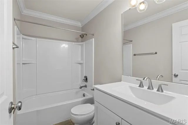 Kitchen — 2 Maple at Highlands Rolla Missouri real estate