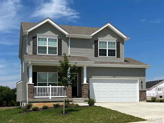 Front exterior — 2 Sterling at Highlands Rolla Missouri real estate