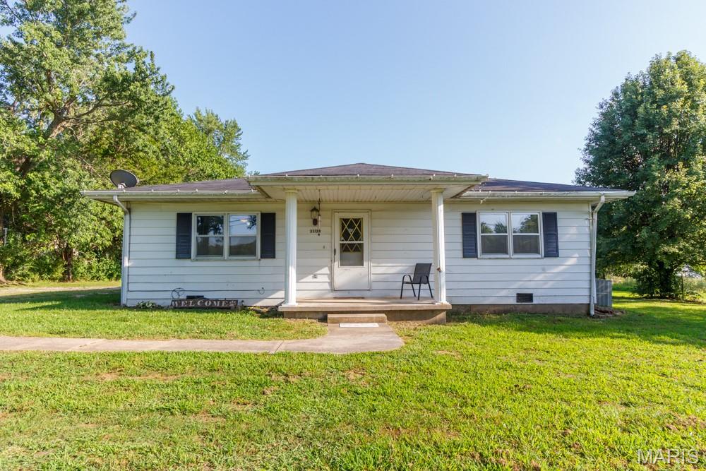 23128 Highway 32 Lebanon Missouri 2 bedroom 2 bathroom home for sale listed at $229,900