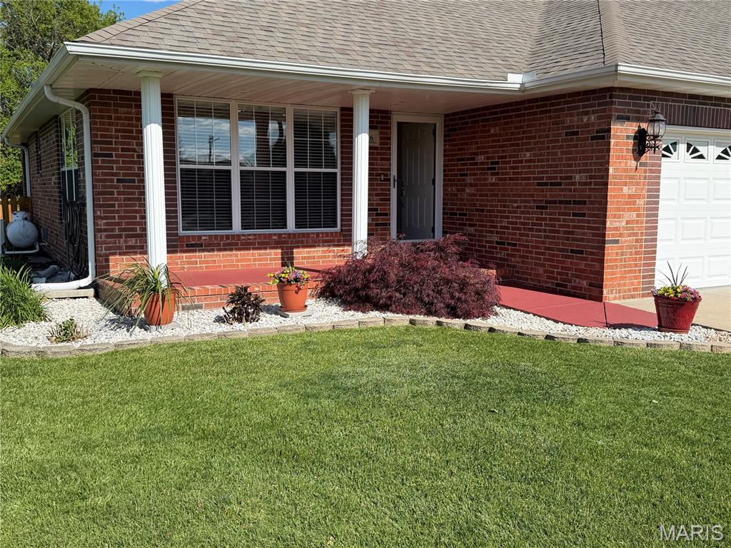 Primary bedroom — 1316 Dara Drive Lebanon Missouri real estate