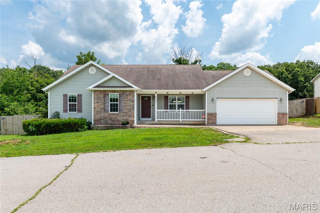 23614 Restore Road Waynesville Missouri 4 bedroom 3 bathroom home for sale listed at $315,000