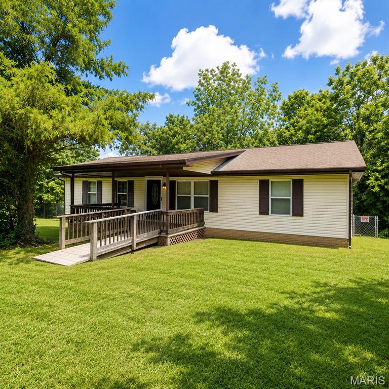 13208 Halt Drive Dixon Missouri 3 bedroom 2 bathroom home for sale listed at $119,000