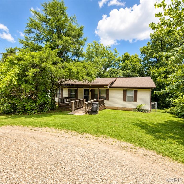 Front exterior — 13208 Halt Drive Dixon Missouri real estate