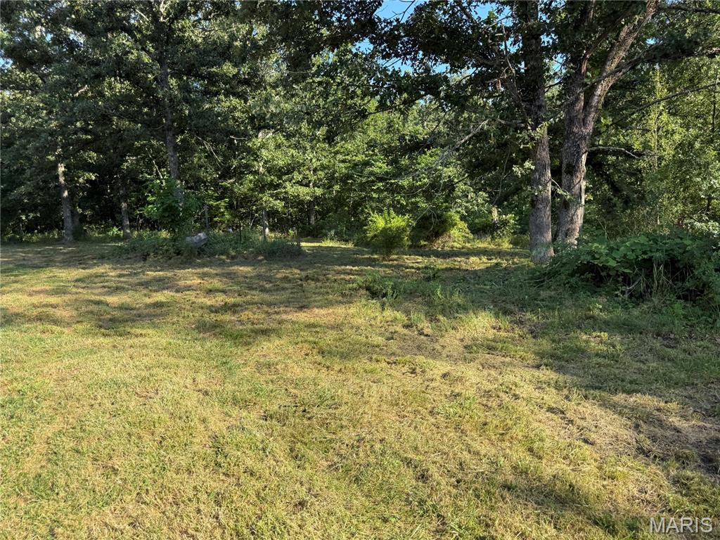 488 E Highway 8 Steelville Missouri home for sale listed at $128,500