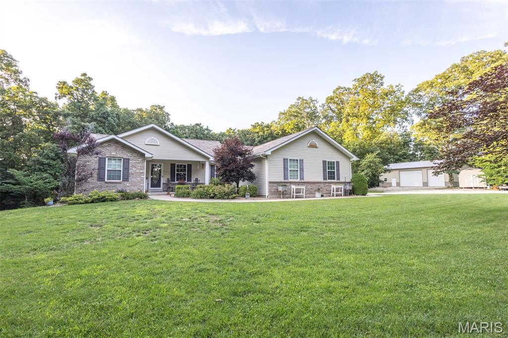5682 Pike 18 Highway Curryville Missouri 3 bedroom 3 bathroom home for sale listed at $695,000