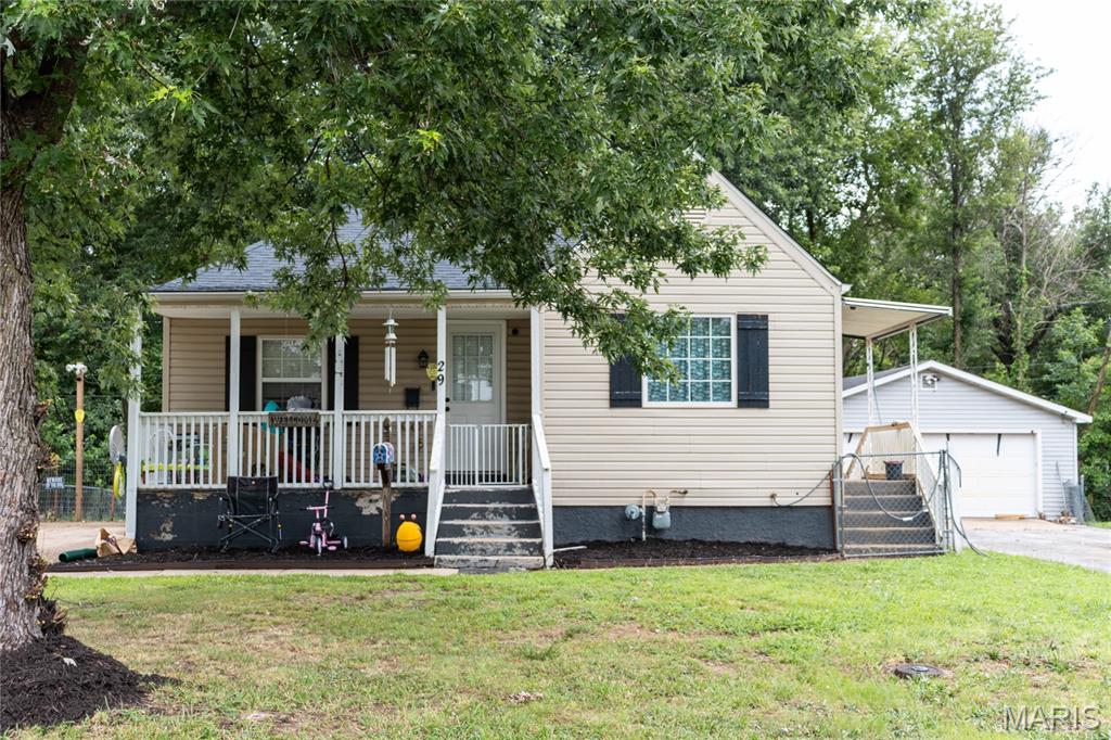 29 Greenwood Drive Lebanon Missouri 2 bedroom 1 bathroom home for sale listed at $135,000