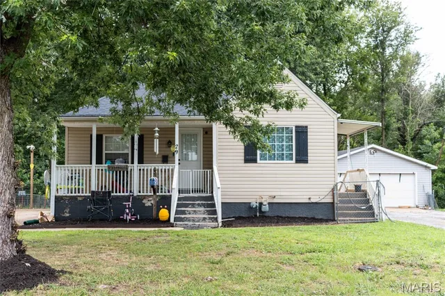29 Greenwood Drive, Lebanon MO