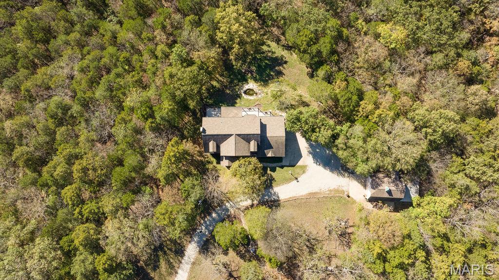 1075 Eureka Road Eureka Missouri 3 bedroom 5 bathroom home for sale listed at $925,000