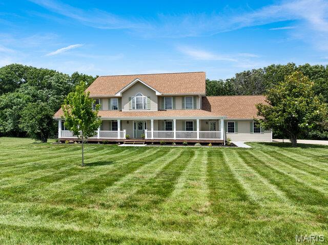 23186 Buck Track Lane Warrenton Missouri 5 bedroom 4 bathroom home for sale listed at $735,000