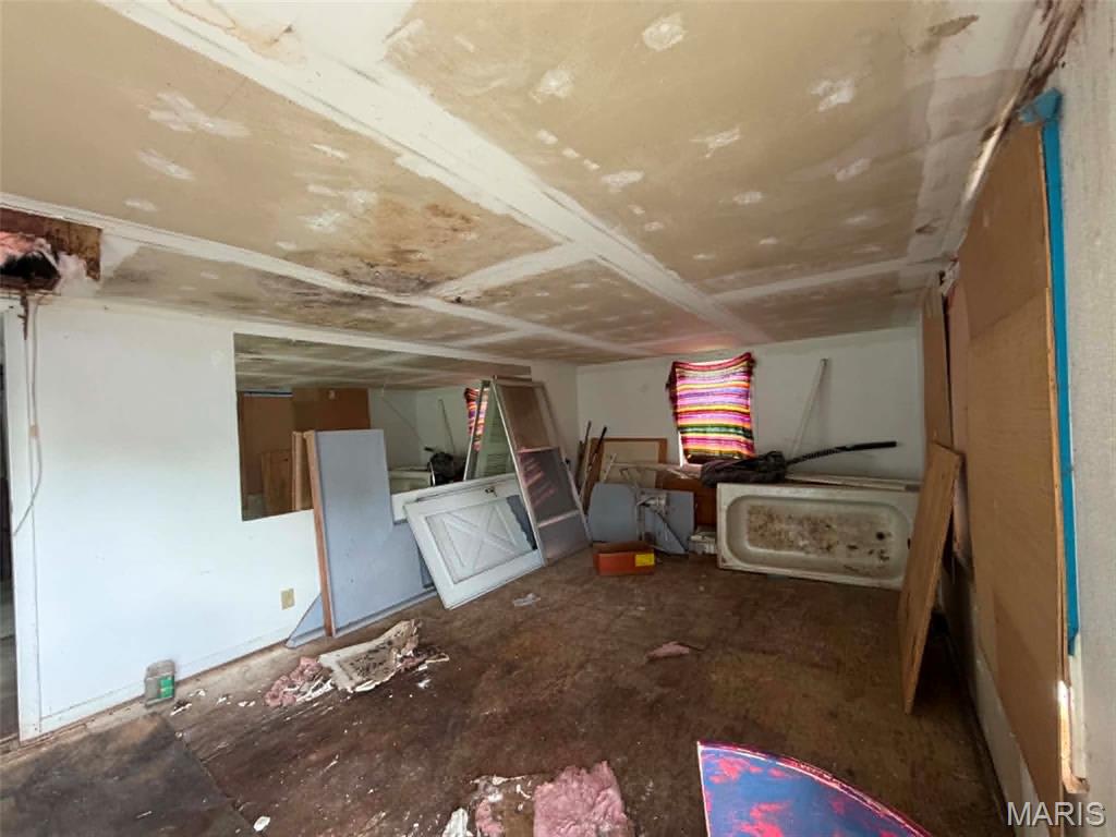 Living room — 800 Washington Waynesville Missouri real estate