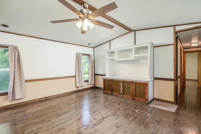 Kitchen — 25049 Heritage Lane Lebanon Missouri real estate