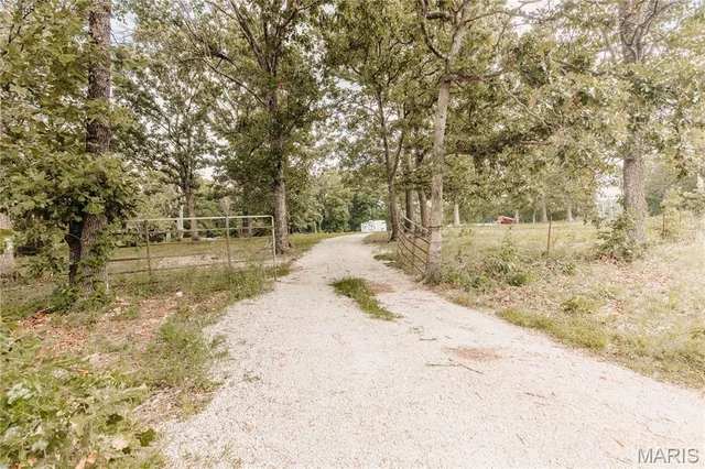 21503 Highway 28, Dixon MO