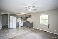 Kitchen — 107 Bluff Circle Waynesville Missouri real estate