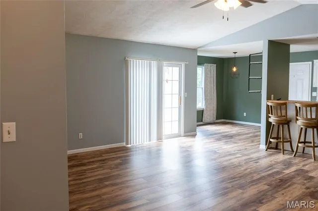 Primary bedroom — 18780 Highway Y Dixon Missouri real estate