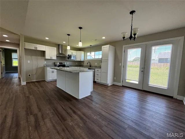 Kitchen — 152 Mesa Drive Waynesville Missouri real estate