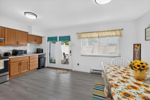 Primary bedroom — 9191 Villaridge Court Affton Missouri real estate