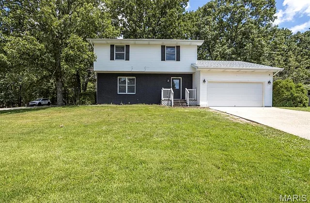 500 Stone Ridge Drive, Waynesville MO