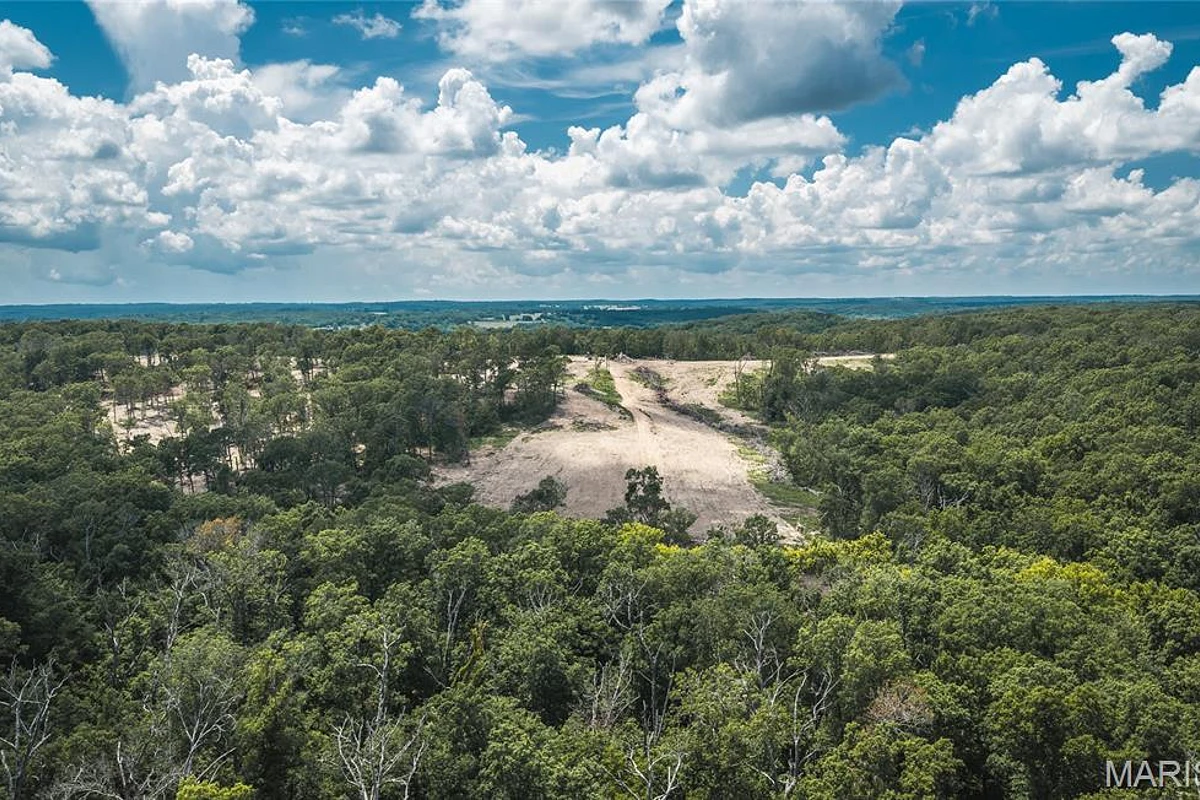 TBD Geronimo Springs Road-Tract 3 Macks Creek Missouri home for sale listed at $180,000